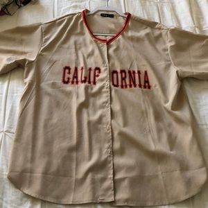 Oversized “California” tan jersey